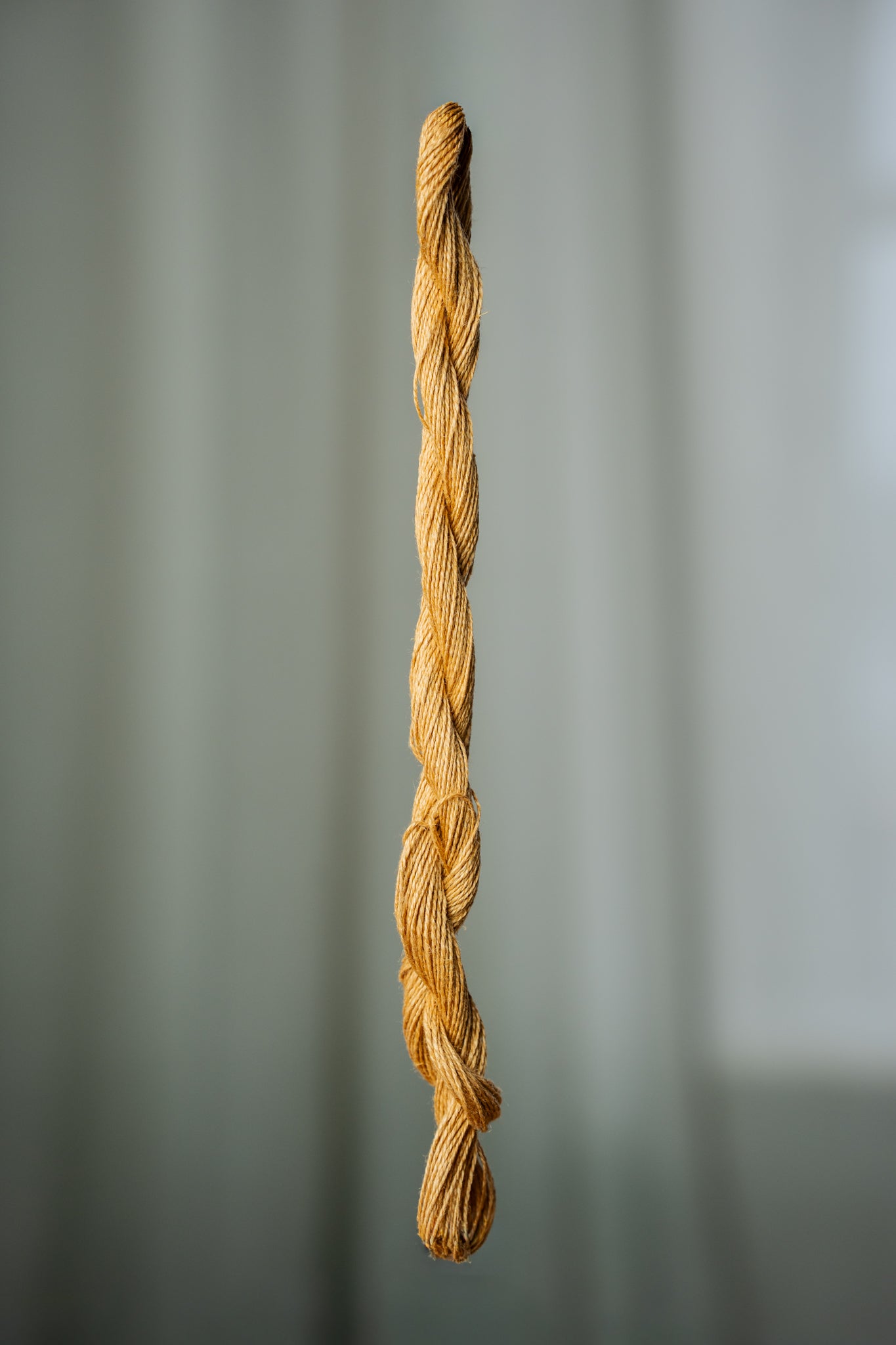 Broderihärvor av 16/2 lin