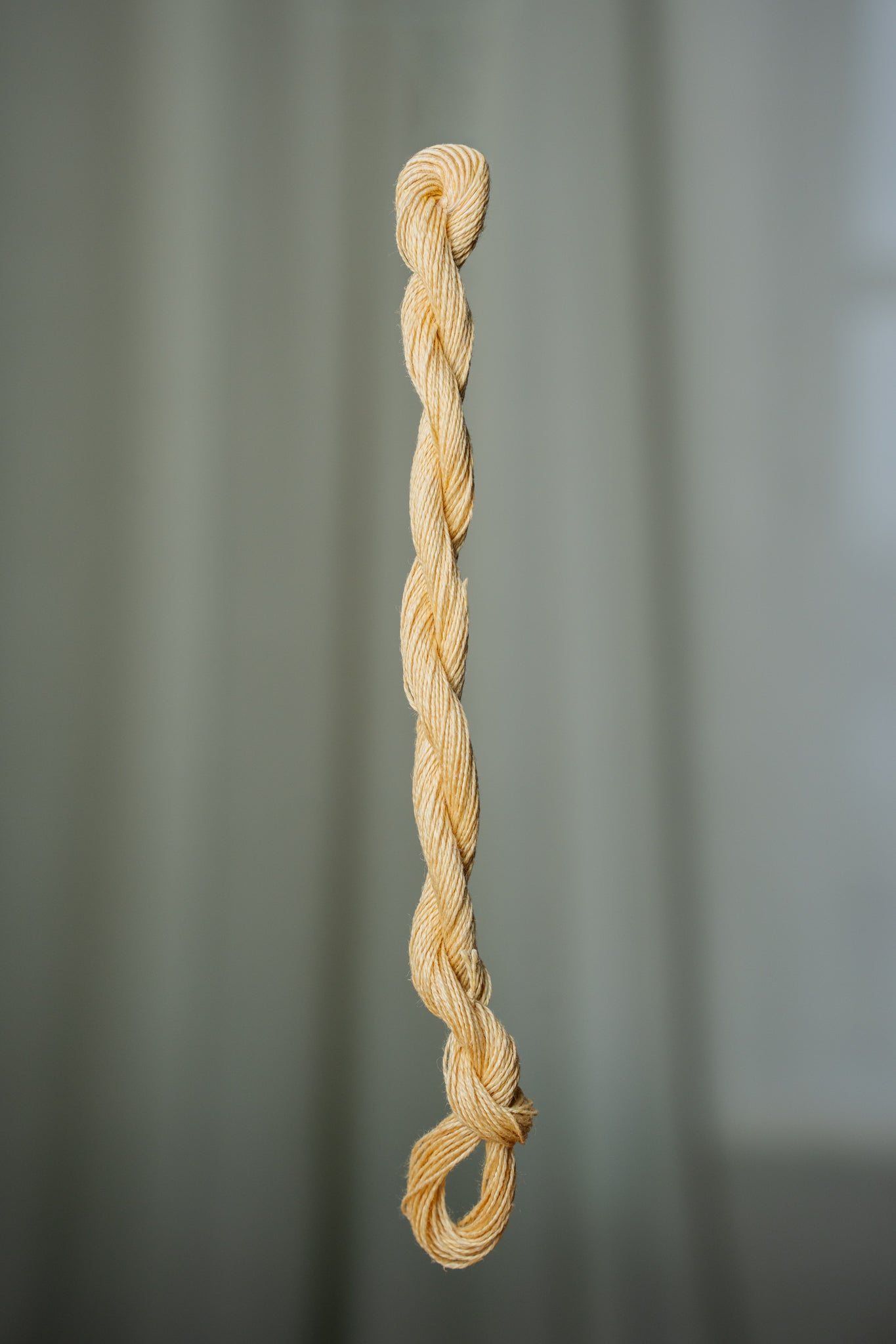 Broderihärvor av 16/2 lin